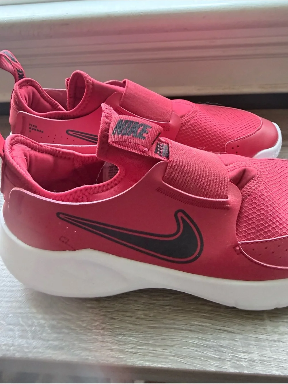 Nike Flex Runner 3 Slip-On Sneakers | Boys Youth 6.5Y | Red